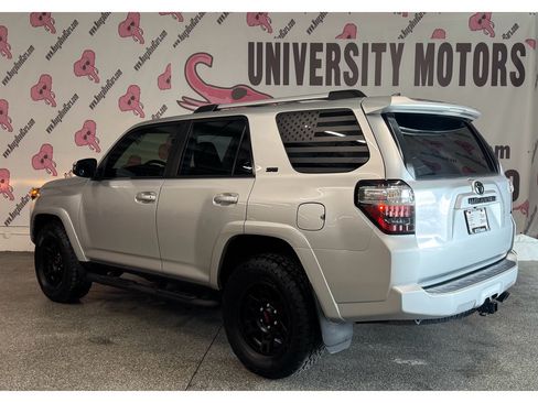 Used 2023 Toyota 4Runner SR5 Premium w/ Moonroof Package RWD image 12