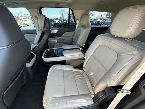 Used 2024 Lincoln Navigator Reserve w/ Equipment Group 201A image 23