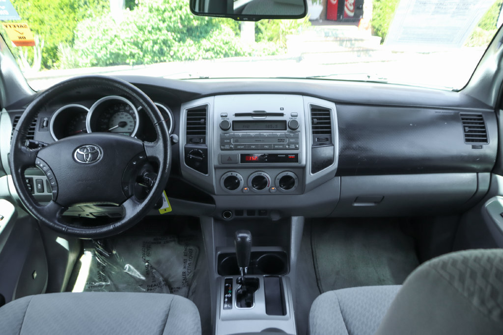 Used 2011 Toyota Tacoma 4x4 Double Cab w/ SR5 Pkg #2 w/JBL Audio image 26