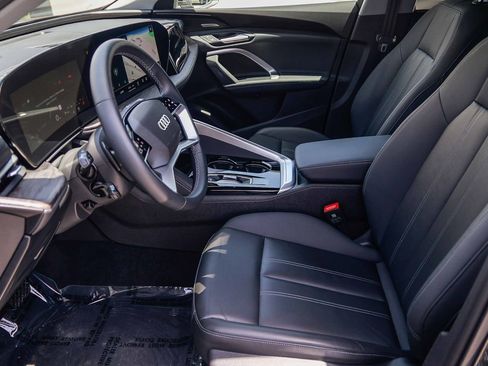Certified 2025 Audi Q5 Premium Plus w/ Premium Plus AWD/4WD image 20
