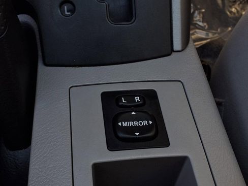 Used 2008 Toyota RAV4 2WD image 13