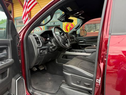 Used 2020 RAM 3500 Laramie w/ Night Edition AWD/4WD image 11