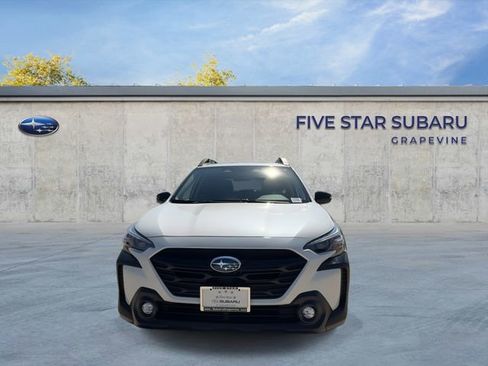 Used 2025 Subaru Outback Onyx Edition image 3