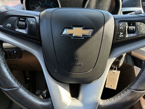 Used 2015 Chevrolet Cruze LT FWD image 9