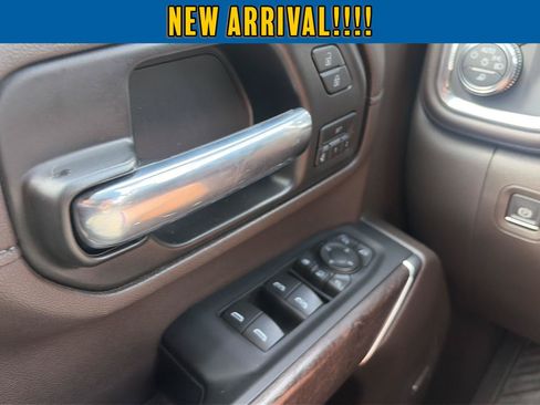 Used 2022 GMC Sierra 2500 Denali AWD/4WD image 19
