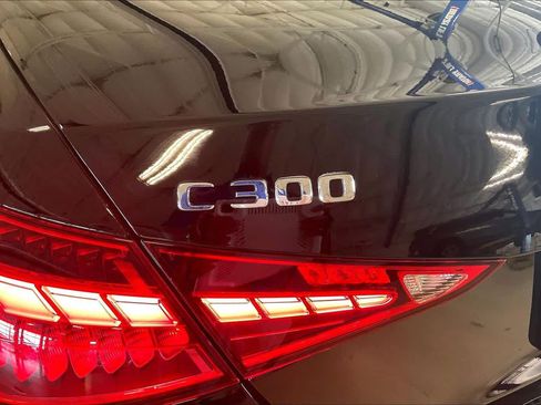 Used 2025 Mercedes-Benz C 300 4MATIC Sedan image 31