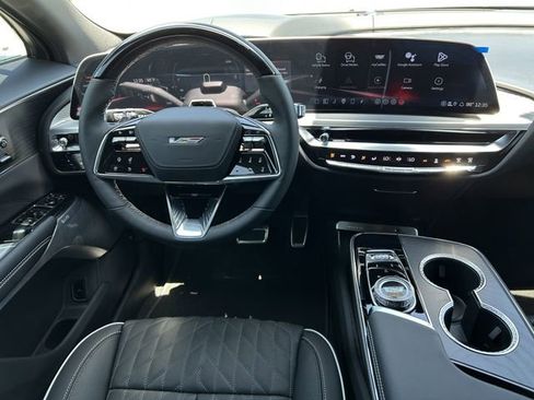 New 2025 Cadillac XT5 Premium Luxury image 12