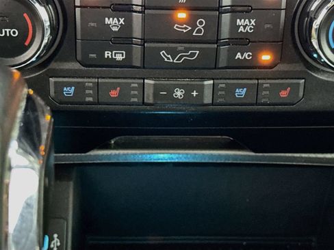 Used 2017 Ford F150 Lariat AWD/4WD image 12