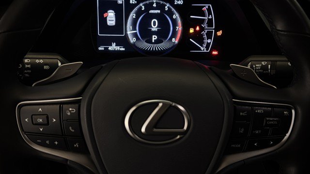Used 2023 Lexus ES 350 w/ Premium Package FWD image 15