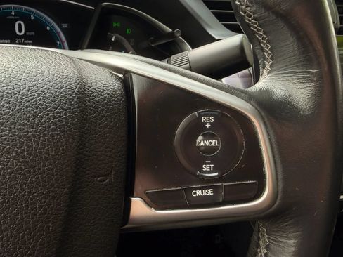 Used 2018 Honda Civic EX-T image 21