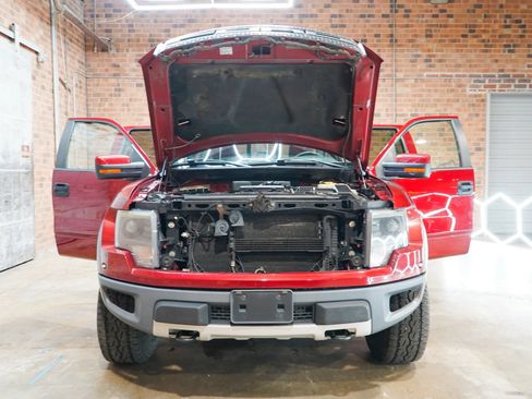 Used 2014 Ford F150 Raptor w/ Equipment Group 801A Luxury AWD/4WD image 25
