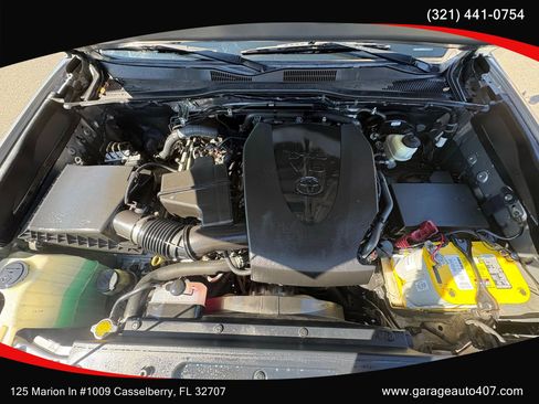 Used 2017 Toyota Tacoma TRD Sport w/ Tow Package RWD image 41