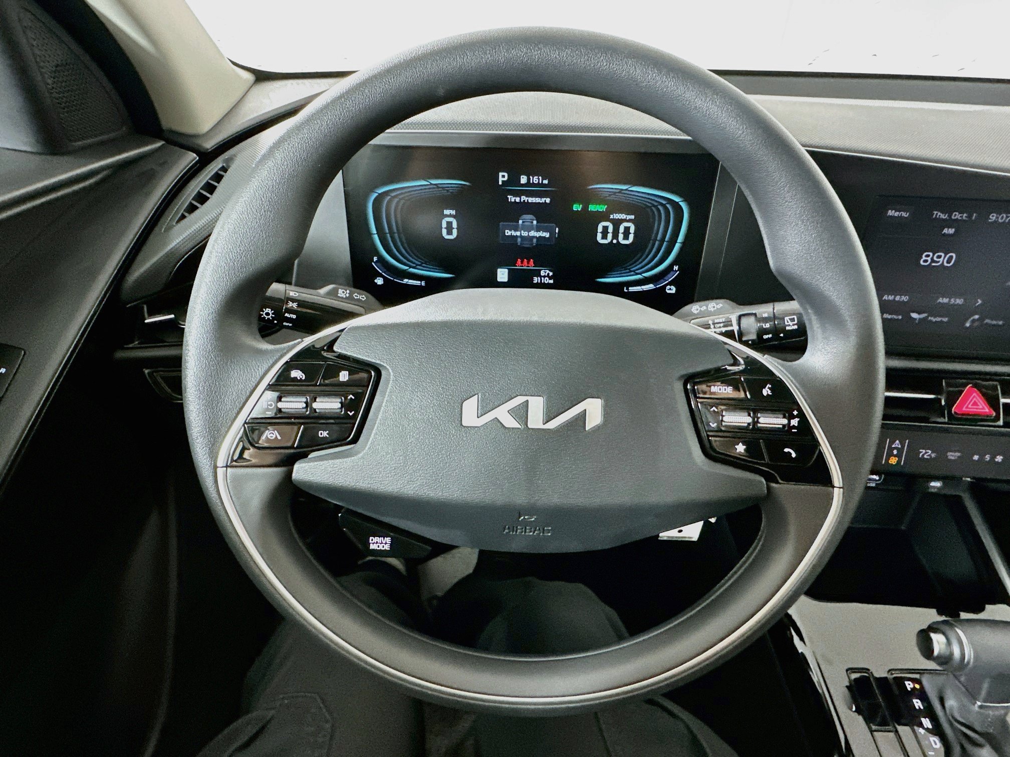 Certified 2026 Kia Niro LX FWD image 11