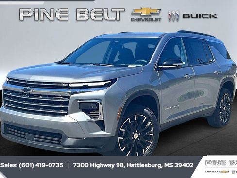 New 2026 Chevrolet Traverse LT w/ Sun and Wheel Package FWD image 10