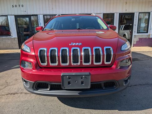 Used 2015 Jeep Cherokee Latitude w/ Comfort/Convenience Group image 2