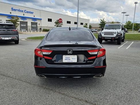 Used 2021 Honda Accord Sport image 7