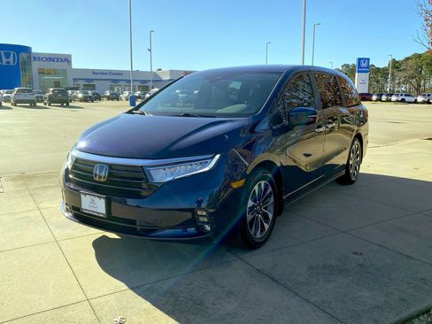 Used 2022 Honda Odyssey EX-L image 3