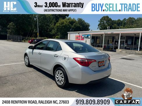 Used 2019 Toyota Corolla LE FWD image 3