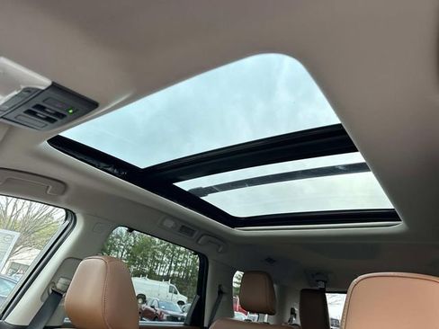 New 2026 Nissan Pathfinder Platinum image 14