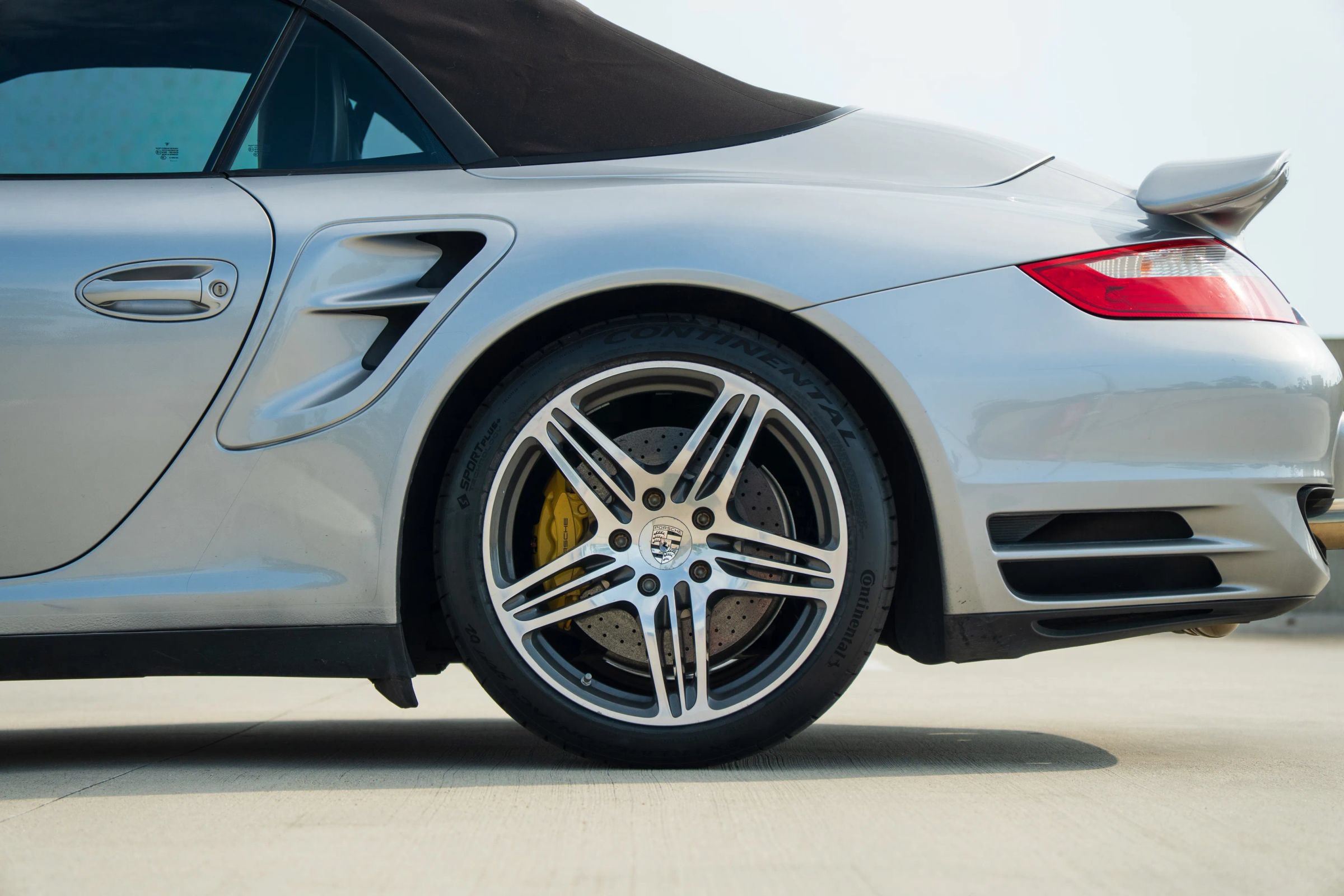 Used 2008 Porsche 911 Turbo AWD/4WD image 8