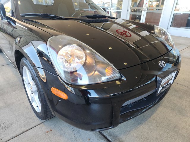 Used 2000 Toyota MR2 RWD image 8