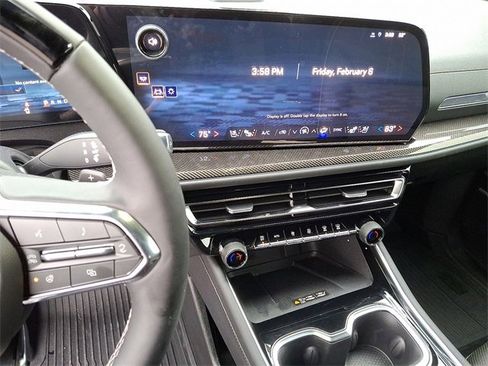 New 2026 Chevrolet Traverse High Country image 8