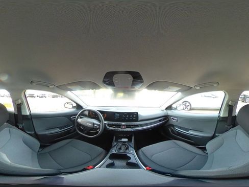 Used 2025 Kia K4 LXS image 43