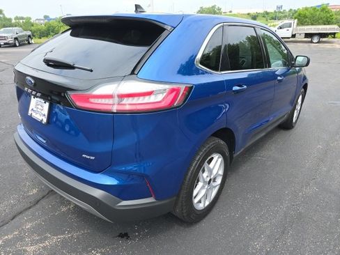 Certified 2024 Ford Edge SEL image 11