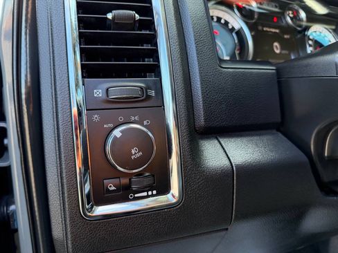 Used 2017 RAM 3500 Laramie w/ Snow Chief Group AWD/4WD image 18