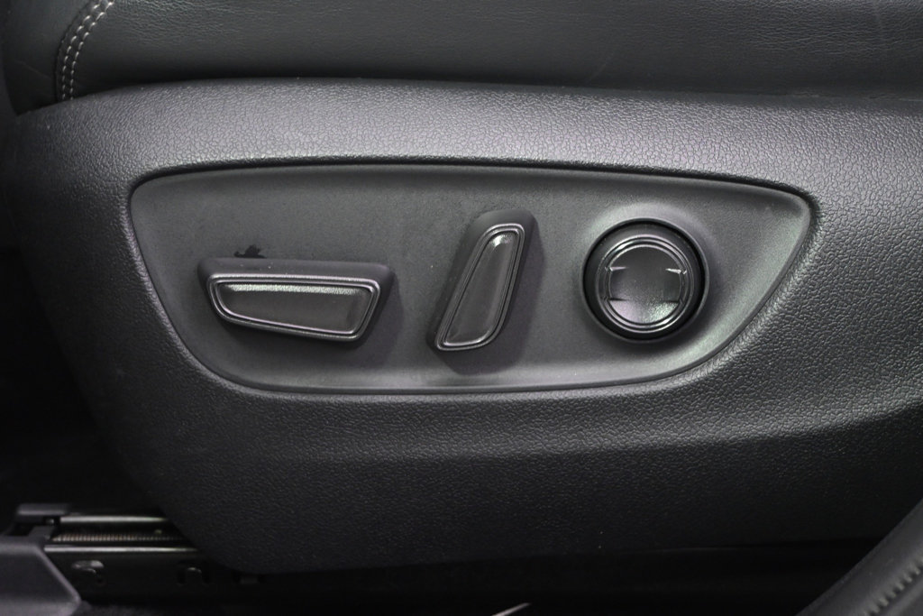 Used 2021 Toyota RAV4 Limited AWD/4WD image 14