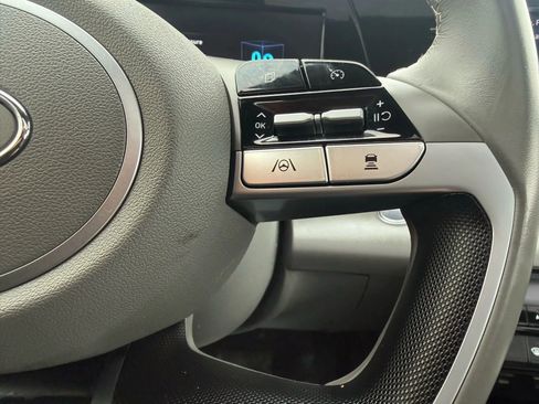 Used 2022 Hyundai Elantra SEL w/ Convenience + Premium Package image 28