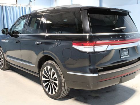 Used 2024 Lincoln Navigator Reserve image 36