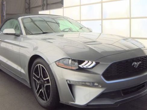 Used 2020 Ford Mustang Premium RWD image 2
