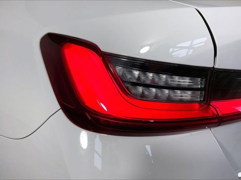 Certified 2025 BMW 330i xDrive 330i xDrive w/ Premium Package image 32