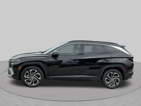 Used 2025 Hyundai Tucson Limited FWD image 4