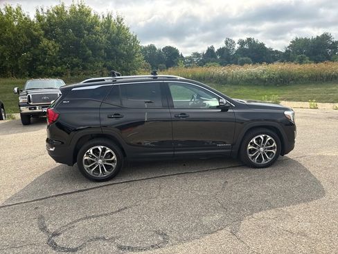 Used 2019 GMC Terrain SLT w/ Preferred Package AWD/4WD image 8