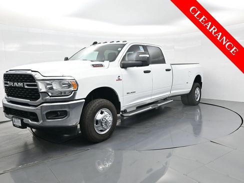Used 2024 RAM 3500 Big Horn image 2