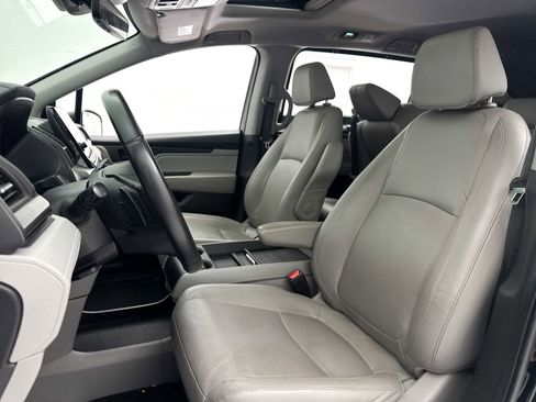 Used 2018 Honda Odyssey EX-L image 18