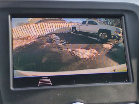 Certified 2021 Chevrolet Equinox LS image 15