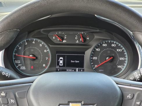Used 2021 Chevrolet Malibu LT FWD image 12