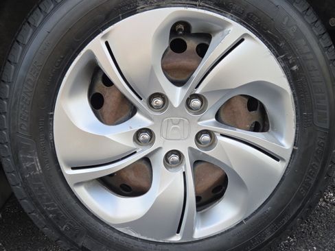Used 2013 Honda Civic LX image 13