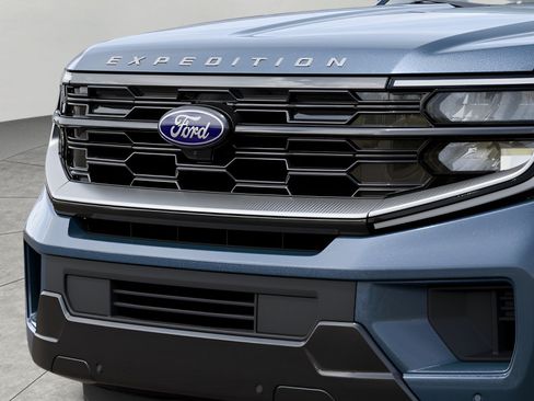 New 2027 Ford Expedition Max Platinum w/ Driver's Package AWD/4WD image 17