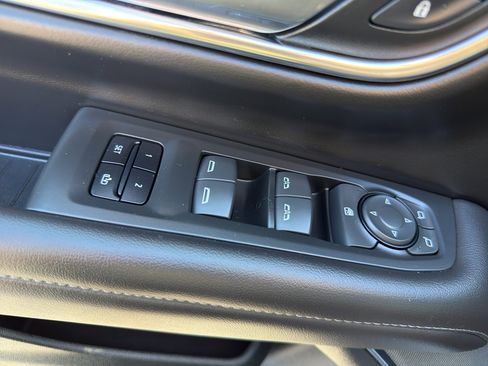 Certified 2023 Chevrolet Suburban Z71 image 11