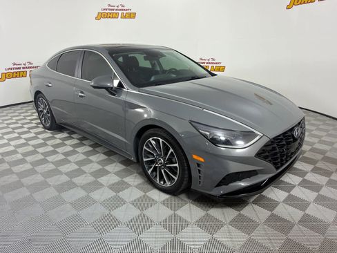 Used 2022 Hyundai Sonata Limited w/ Preferred Accessory Package image 8