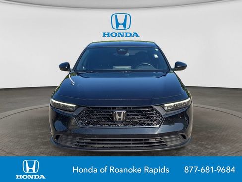 Used 2023 Honda Accord Sport image 8