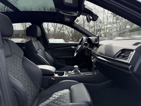 Used 2025 Audi SQ5 Premium Plus w/ Premium Plus Package image 15