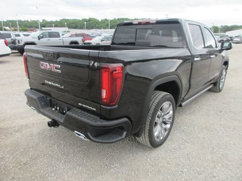 New 2026 GMC Sierra 1500 Denali w/ Denali Reserve Package AWD/4WD image 5