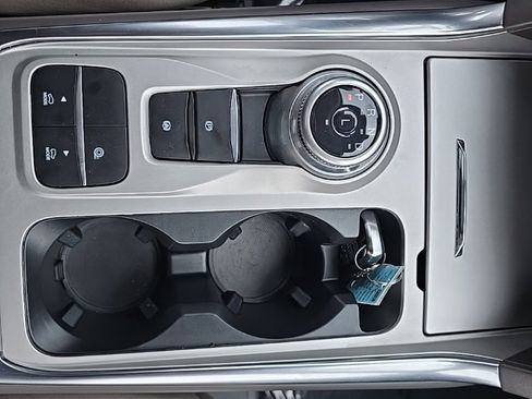 Used 2023 Ford Explorer Platinum w/ Class IV Trailer Tow Package image 10