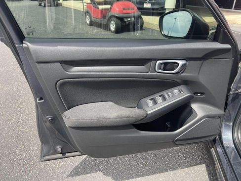 Used 2023 Honda Civic LX image 14