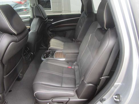 Used 2018 Acura MDX FWD w/ Advance Package image 9